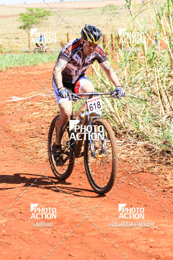 Buy your photos of the eventCROSS DUATHLON on Fotop