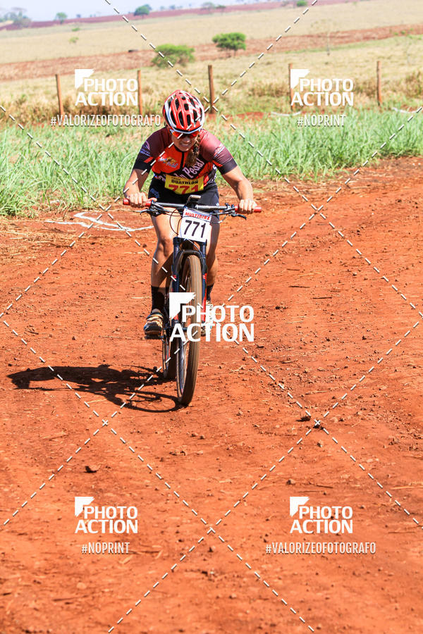 Buy your photos of the eventCROSS DUATHLON on Fotop