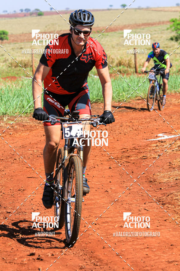 Buy your photos of the eventCROSS DUATHLON on Fotop
