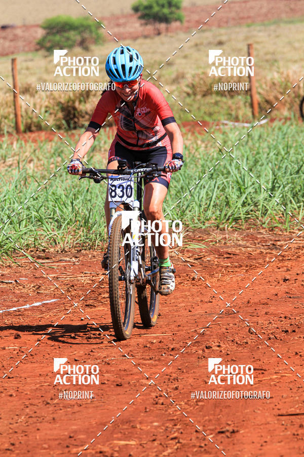 Buy your photos of the eventCROSS DUATHLON on Fotop