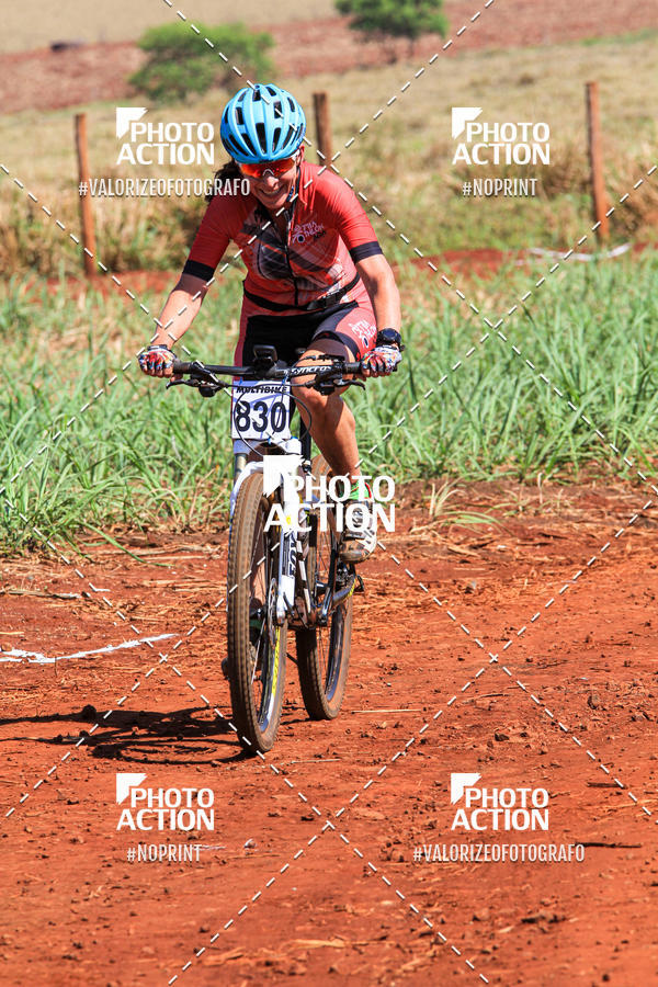 Buy your photos of the eventCROSS DUATHLON on Fotop