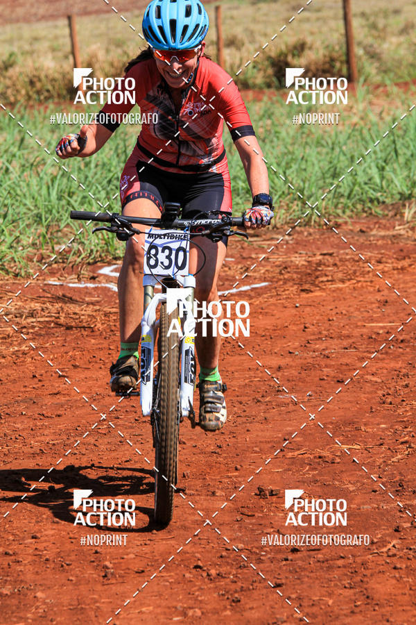 Buy your photos of the eventCROSS DUATHLON on Fotop