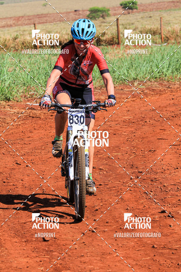 Buy your photos of the eventCROSS DUATHLON on Fotop