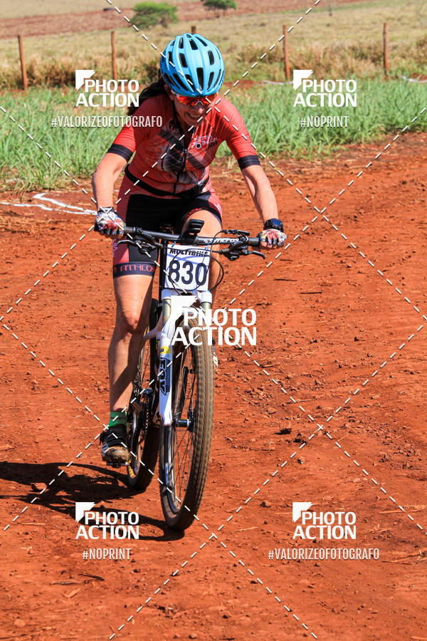 Buy your photos of the eventCROSS DUATHLON on Fotop