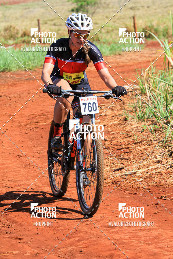 Buy your photos of the eventCROSS DUATHLON on Fotop