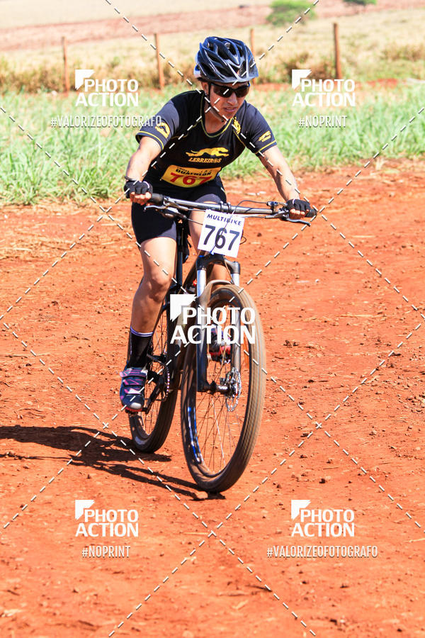 Buy your photos of the eventCROSS DUATHLON on Fotop