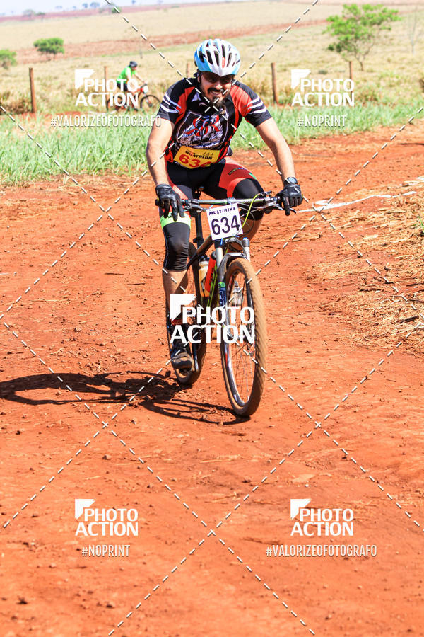 Buy your photos of the eventCROSS DUATHLON on Fotop