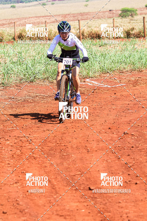 Buy your photos of the eventCROSS DUATHLON on Fotop
