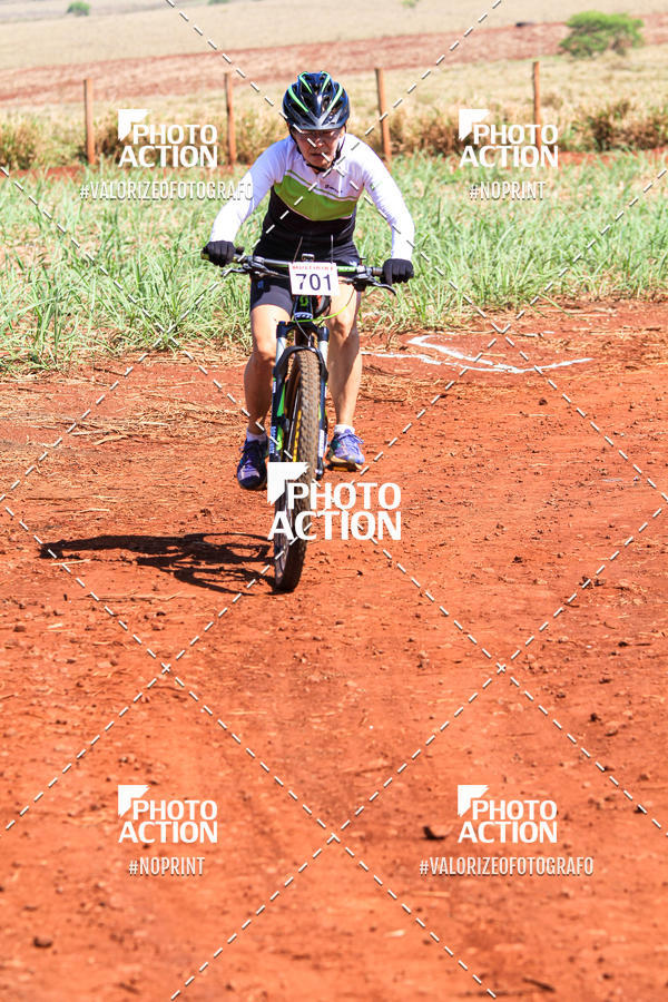 Buy your photos of the eventCROSS DUATHLON on Fotop