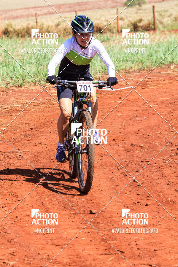 Buy your photos of the eventCROSS DUATHLON on Fotop