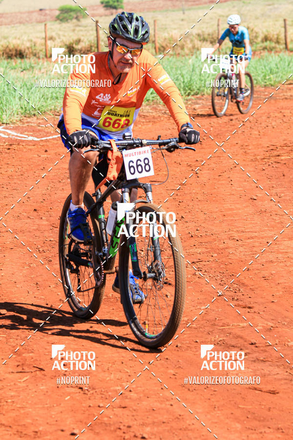 Buy your photos of the eventCROSS DUATHLON on Fotop