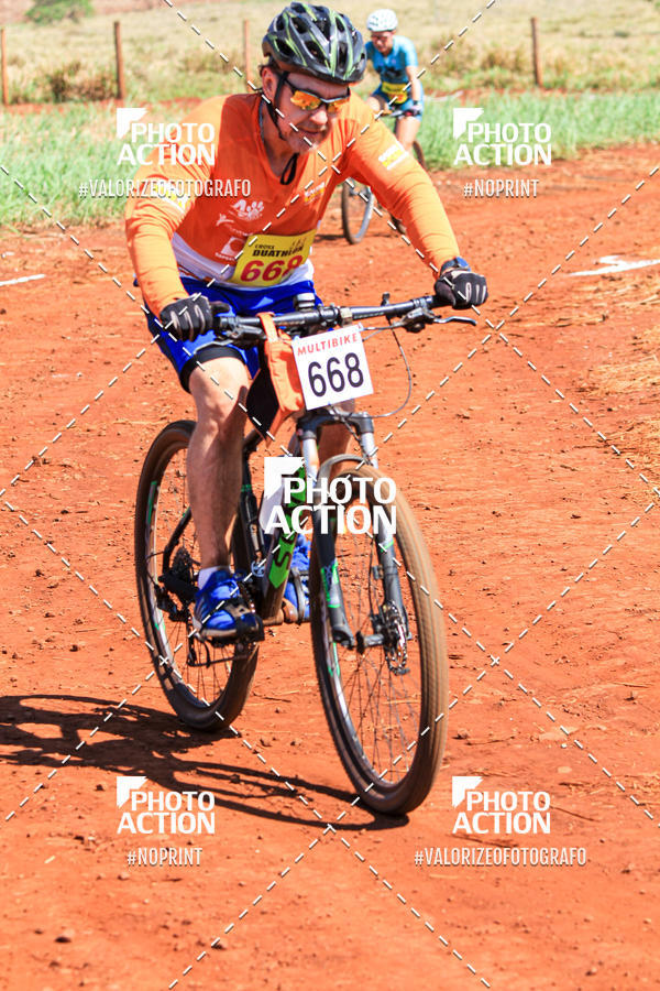 Buy your photos of the eventCROSS DUATHLON on Fotop