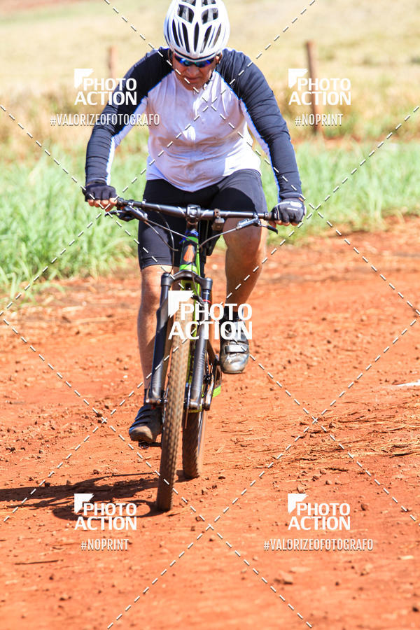Buy your photos of the eventCROSS DUATHLON on Fotop