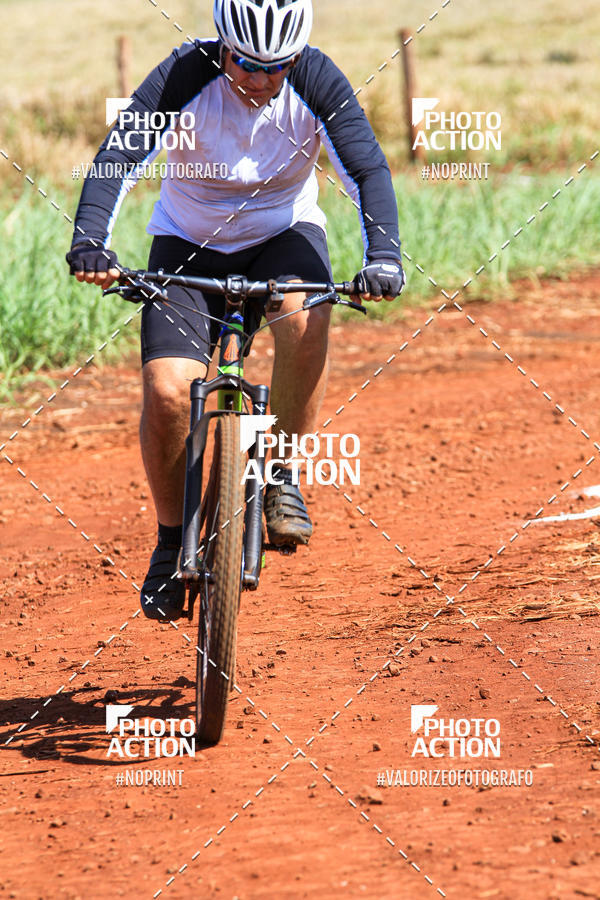 Buy your photos of the eventCROSS DUATHLON on Fotop