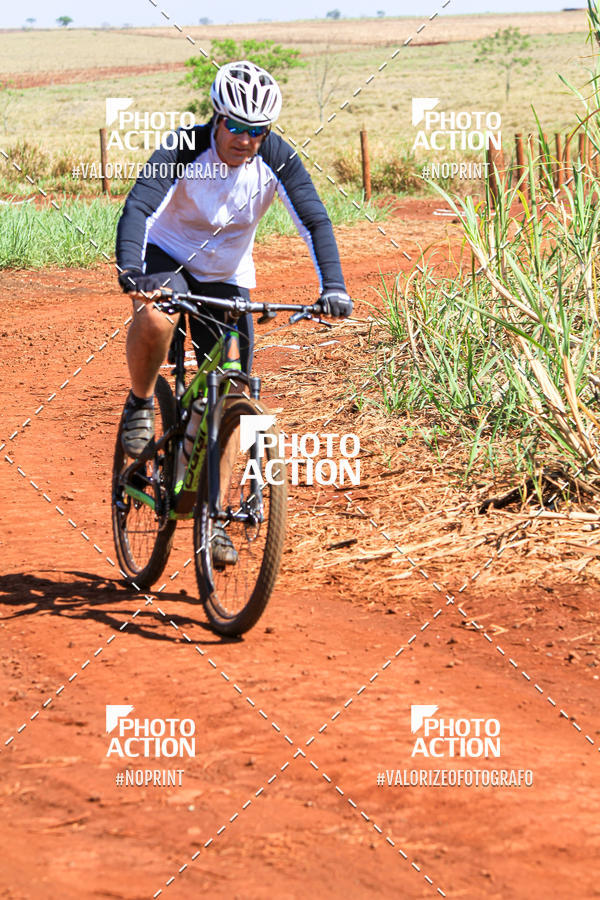 Buy your photos of the eventCROSS DUATHLON on Fotop