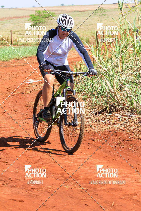 Buy your photos of the eventCROSS DUATHLON on Fotop