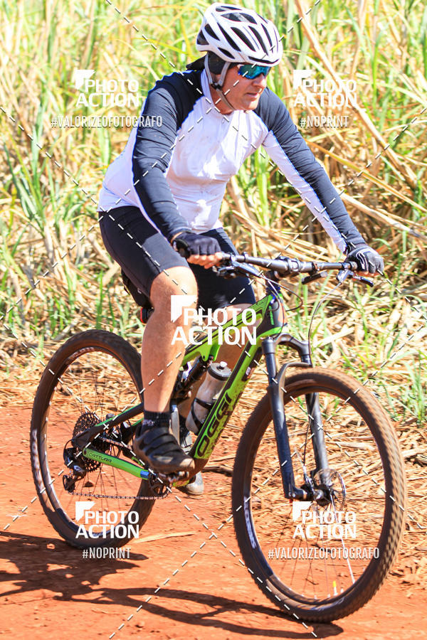 Buy your photos of the eventCROSS DUATHLON on Fotop