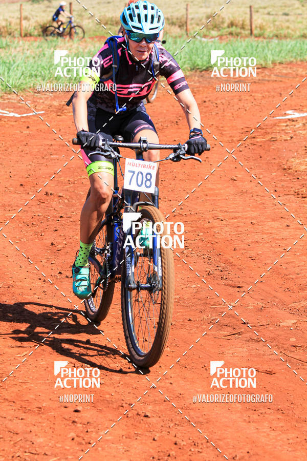 Buy your photos of the eventCROSS DUATHLON on Fotop