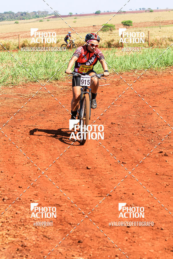 Buy your photos of the eventCROSS DUATHLON on Fotop