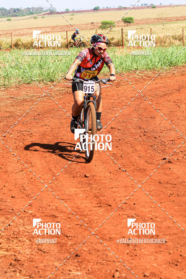 Buy your photos of the eventCROSS DUATHLON on Fotop
