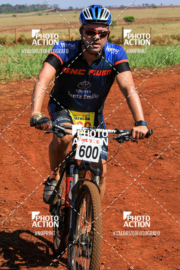 Buy your photos of the eventCROSS DUATHLON on Fotop