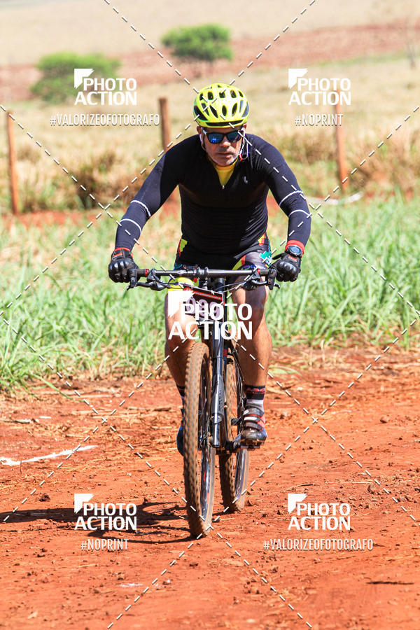 Buy your photos of the eventCROSS DUATHLON on Fotop