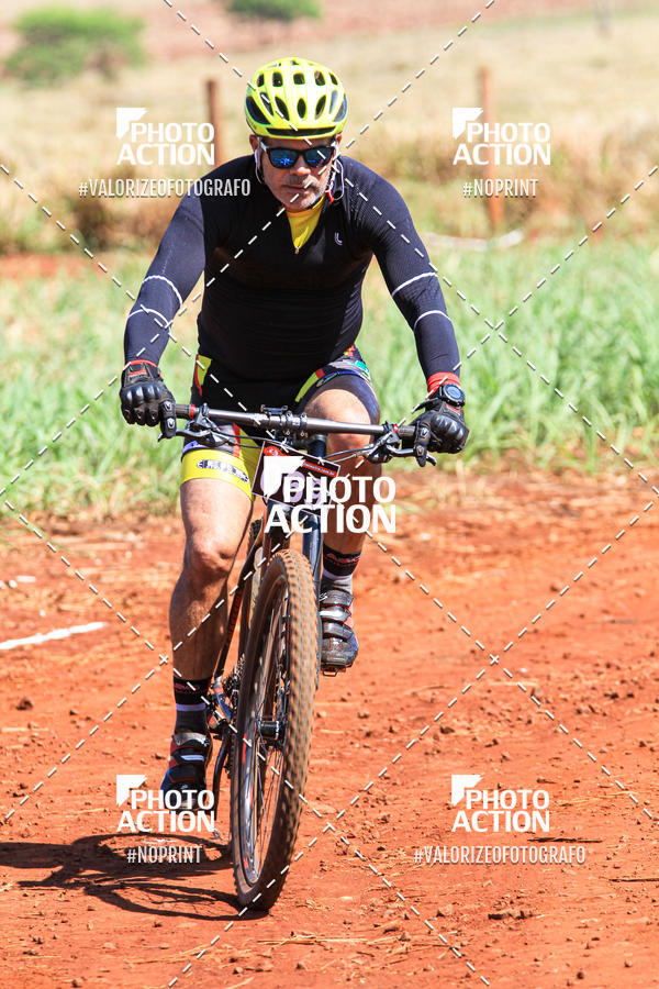 Buy your photos of the eventCROSS DUATHLON on Fotop
