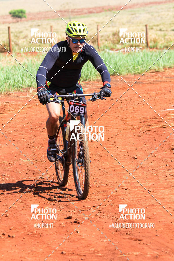 Buy your photos of the eventCROSS DUATHLON on Fotop