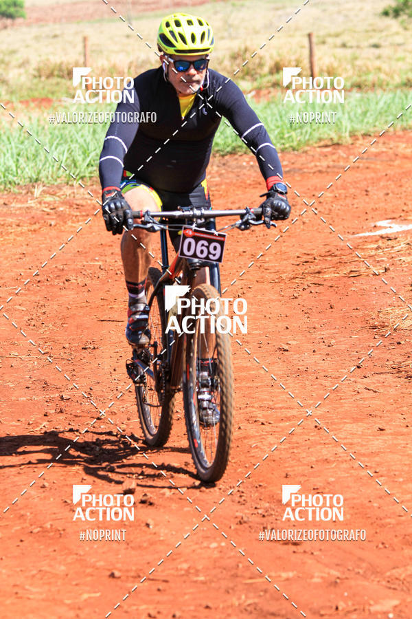 Buy your photos of the eventCROSS DUATHLON on Fotop