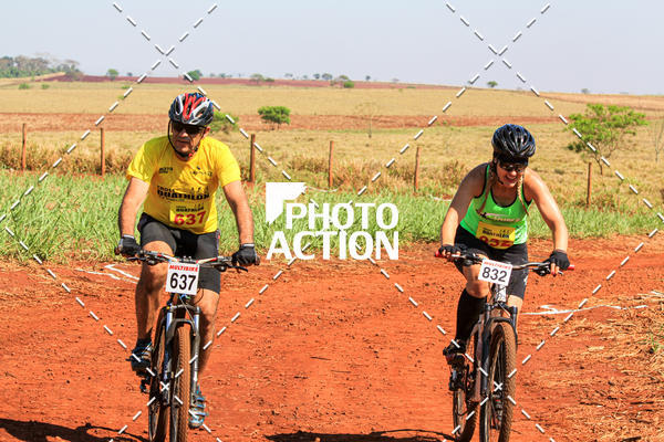 Buy your photos of the eventCROSS DUATHLON on Fotop