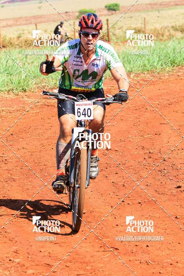 Buy your photos of the eventCROSS DUATHLON on Fotop