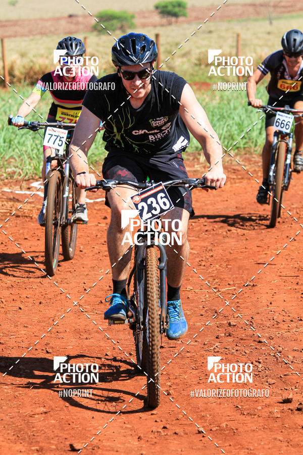 Buy your photos of the eventCROSS DUATHLON on Fotop
