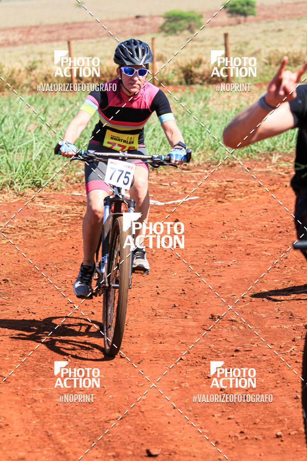Buy your photos of the eventCROSS DUATHLON on Fotop