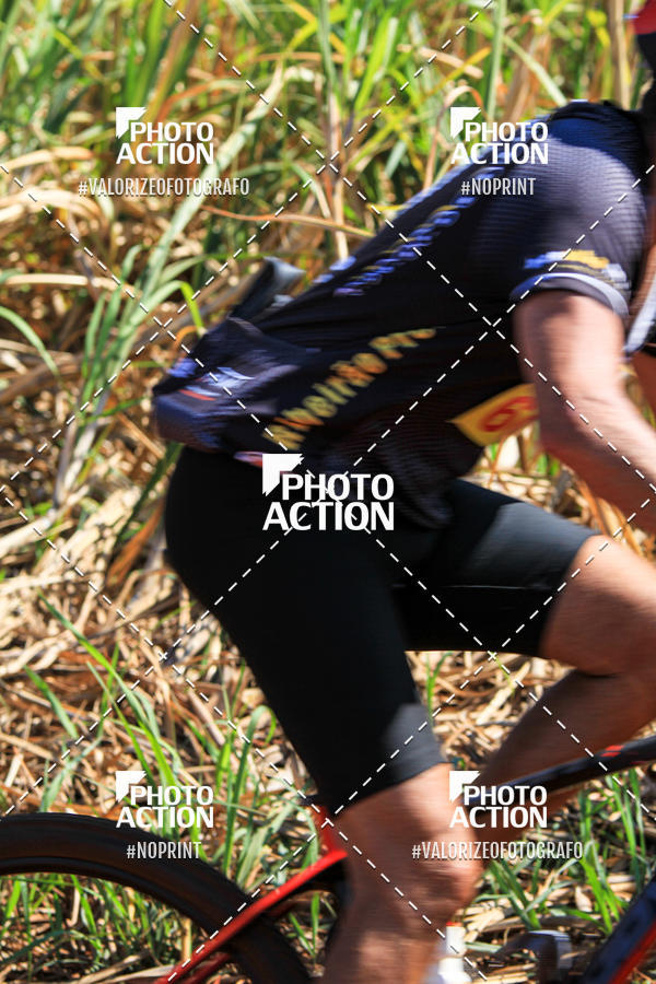 Buy your photos of the eventCROSS DUATHLON on Fotop