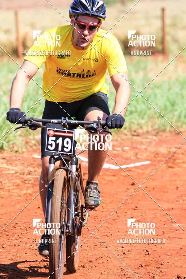 Buy your photos of the eventCROSS DUATHLON on Fotop