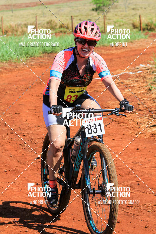 Buy your photos of the eventCROSS DUATHLON on Fotop