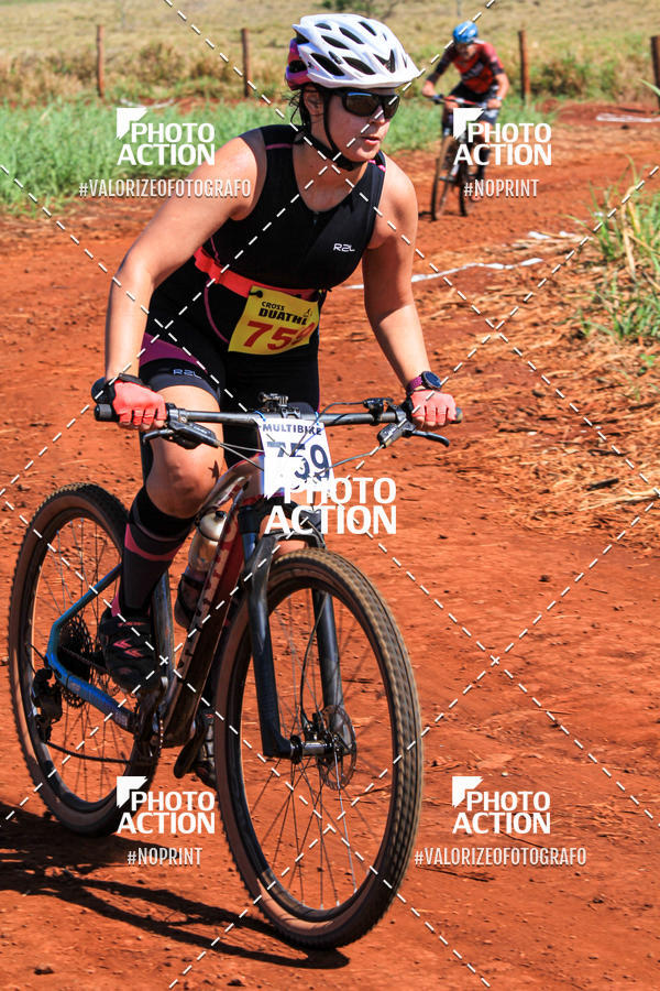 Buy your photos of the eventCROSS DUATHLON on Fotop