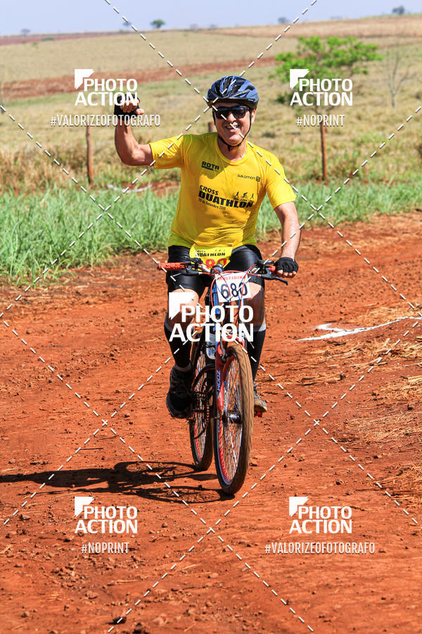 Buy your photos of the eventCROSS DUATHLON on Fotop