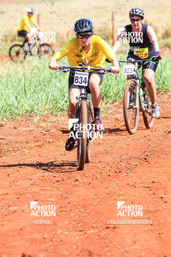 Buy your photos of the eventCROSS DUATHLON on Fotop