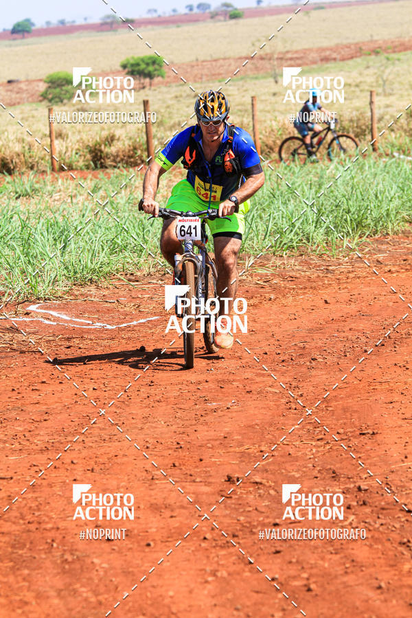 Buy your photos of the eventCROSS DUATHLON on Fotop