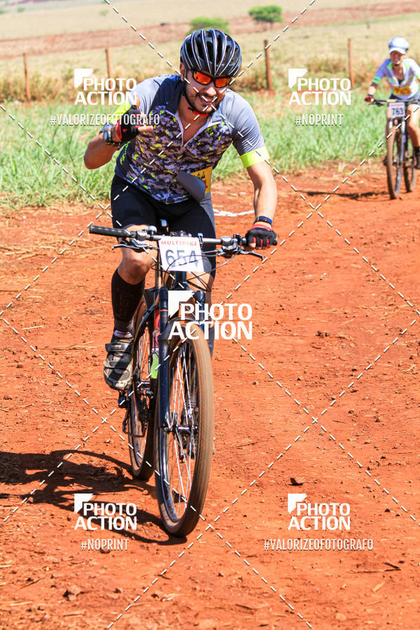 Buy your photos of the eventCROSS DUATHLON on Fotop