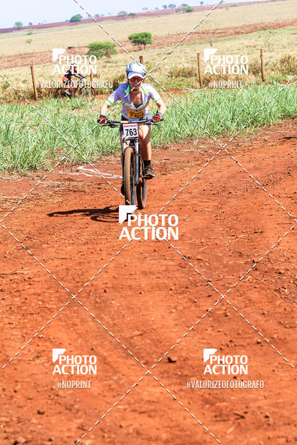 Buy your photos of the eventCROSS DUATHLON on Fotop