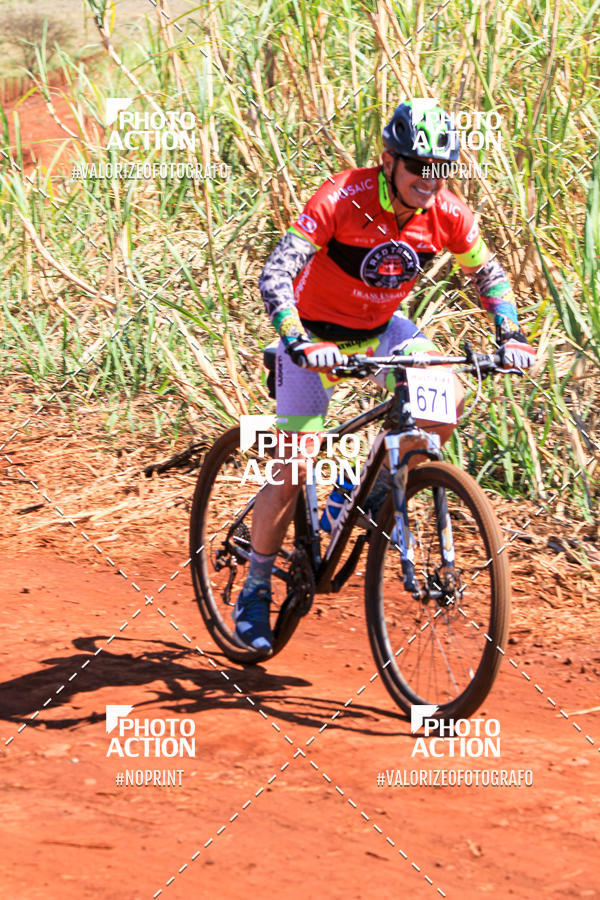 Buy your photos of the eventCROSS DUATHLON on Fotop
