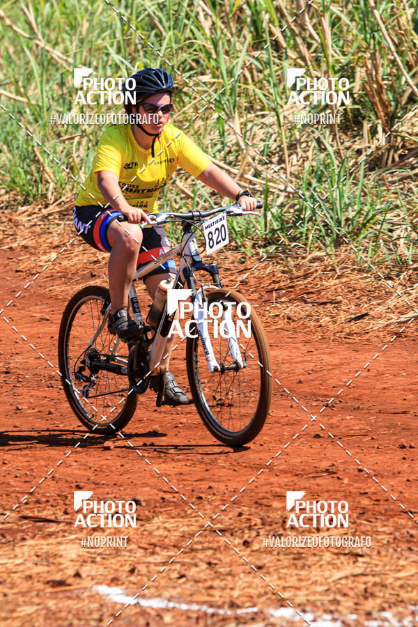 Buy your photos of the eventCROSS DUATHLON on Fotop