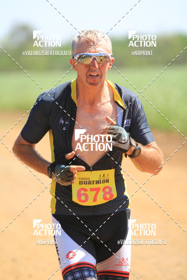 Buy your photos of the eventCROSS DUATHLON on Fotop