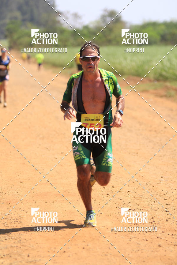 Buy your photos of the eventCROSS DUATHLON on Fotop