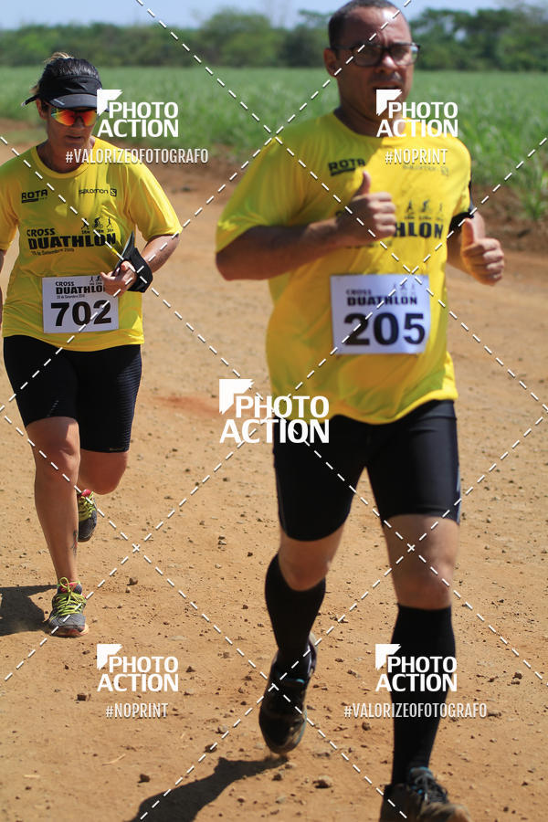 Buy your photos of the eventCROSS DUATHLON on Fotop