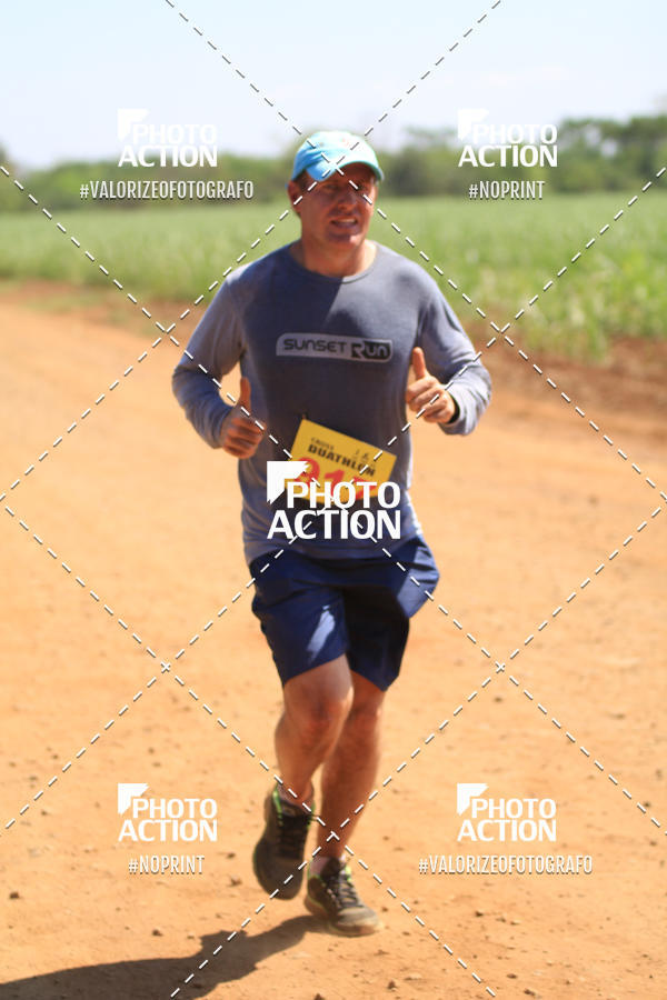 Buy your photos of the eventCROSS DUATHLON on Fotop