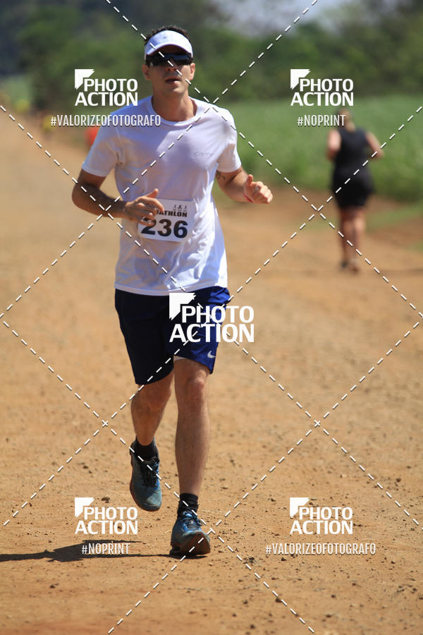Buy your photos of the eventCROSS DUATHLON on Fotop