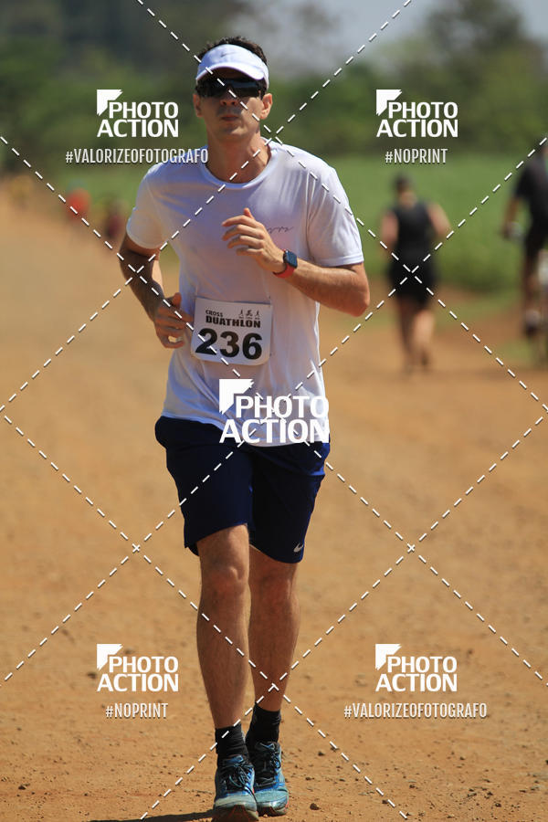 Buy your photos of the eventCROSS DUATHLON on Fotop